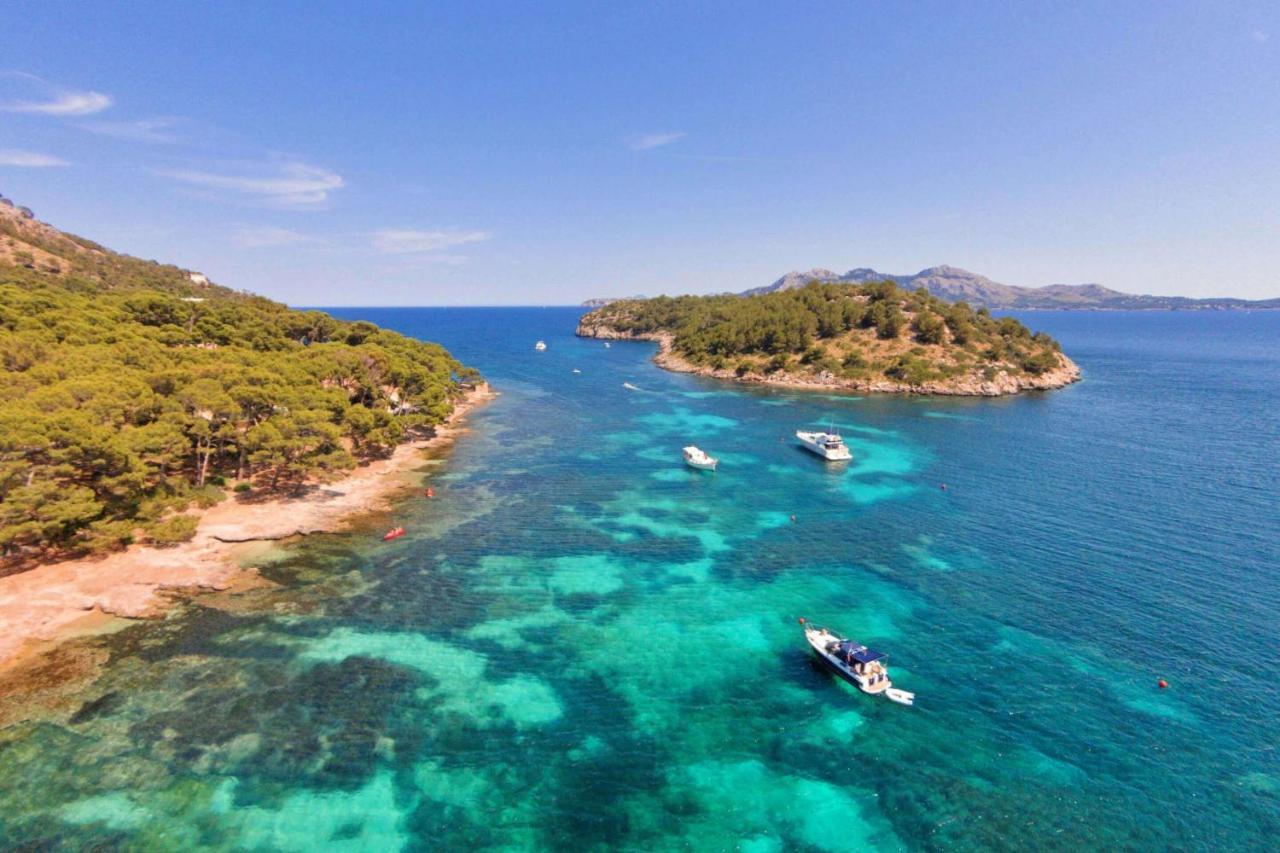 Pi Tort By Sealand * Cala San Vicente (Mallorca)